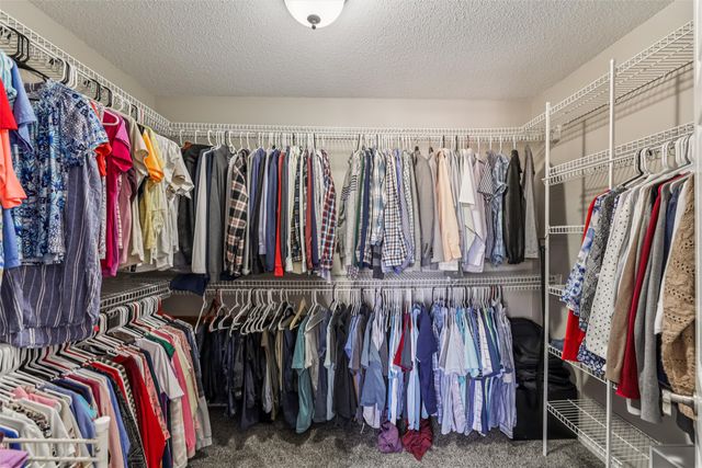 1015 SE Applewood Lane, Waukee, IA 50263