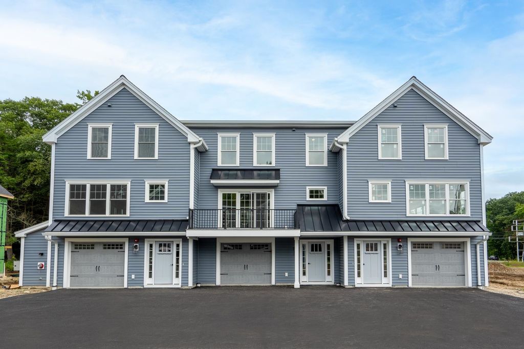 21 Thompson Way, Rye, NH 03870
