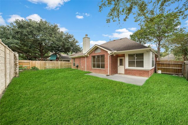 18423 Cobblestone Drive, Cypress, TX 77429
