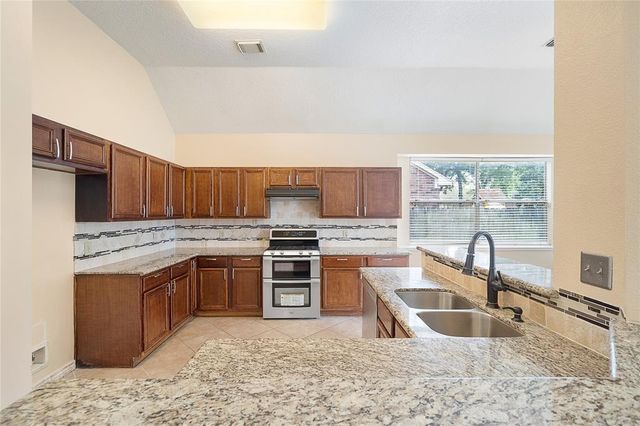 18423 Cobblestone Drive, Cypress, TX 77429