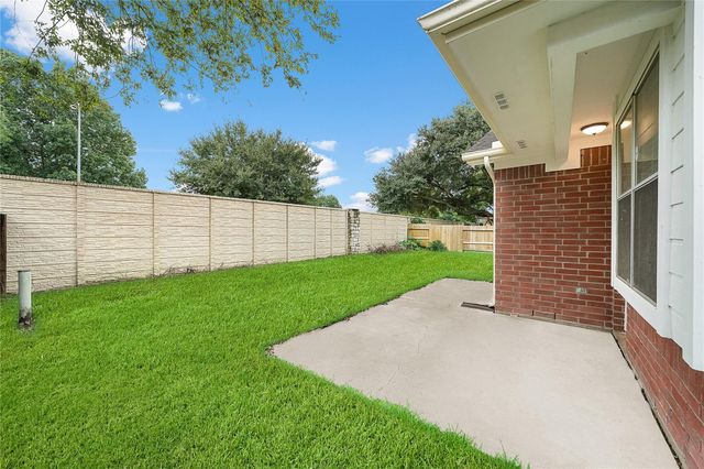 18423 Cobblestone Drive, Cypress, TX 77429