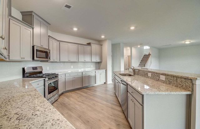 411 Cropfield Drive, Summerville, SC 29485