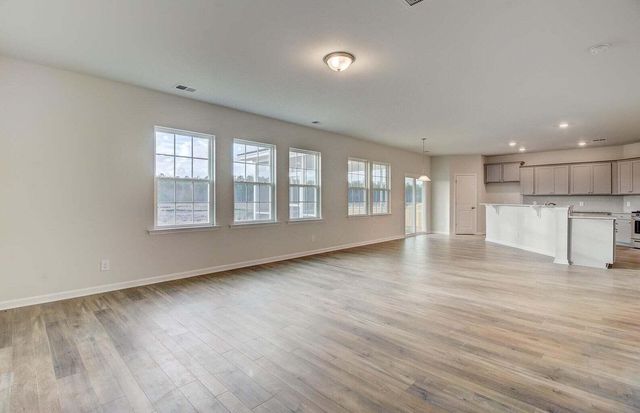 411 Cropfield Drive, Summerville, SC 29485