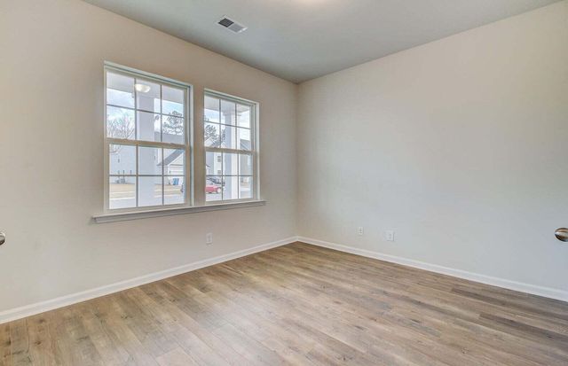 411 Cropfield Drive, Summerville, SC 29485