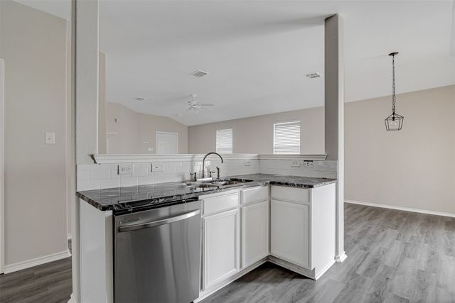 596 Creekbend Street, Crowley, TX 76036