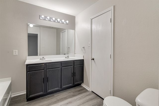 596 Creekbend Street, Crowley, TX 76036