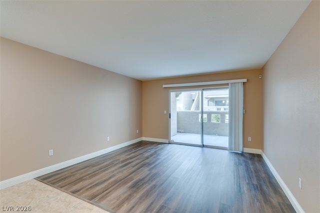 1909 Villa Palms Court 110, Las Vegas, NV 89128