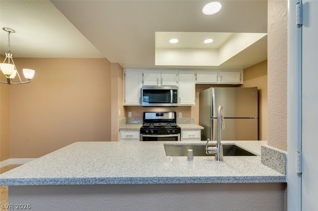 1909 Villa Palms Court 110, Las Vegas, NV 89128