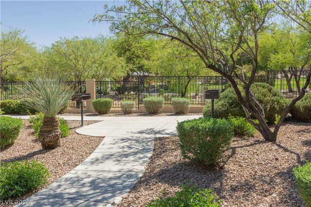 1909 Villa Palms Court 110, Las Vegas, NV 89128