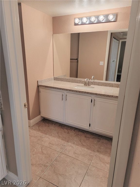 Image 22 of property listing at 1909 Villa Palms Court 110, Las Vegas, NV 89128
