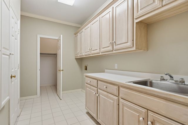 3403 Pinecreek Drive, Tyler, TX 75707