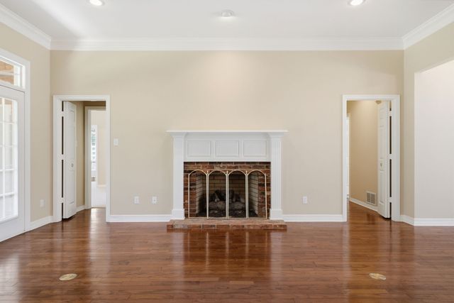 3403 Pinecreek Drive, Tyler, TX 75707