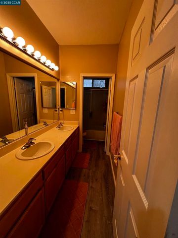 4045 Galenez Way, Antioch, CA 94531