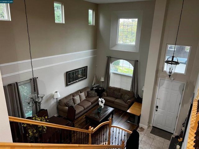 4045 Galenez Way, Antioch, CA 94531