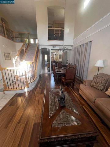 4045 Galenez Way, Antioch, CA 94531