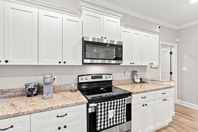 208 Legacy Blvd., Hattiesburg, MS 39402