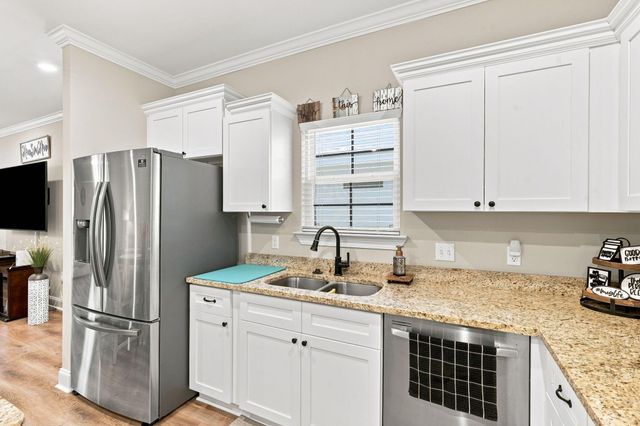208 Legacy Blvd., Hattiesburg, MS 39402