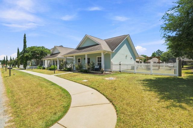 208 Legacy Blvd., Hattiesburg, MS 39402