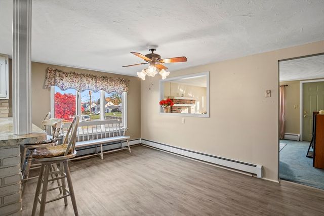 78 2nd Island Road, Webster, MA 01570