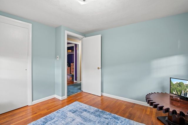 78 2nd Island Road, Webster, MA 01570