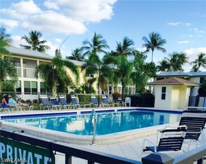 146 Lollypop LN 851, Naples, FL 34112