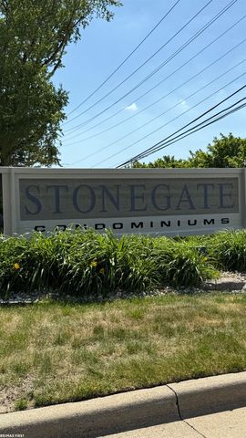37515 Stonegate Circle, Clinton Twp, MI 48036