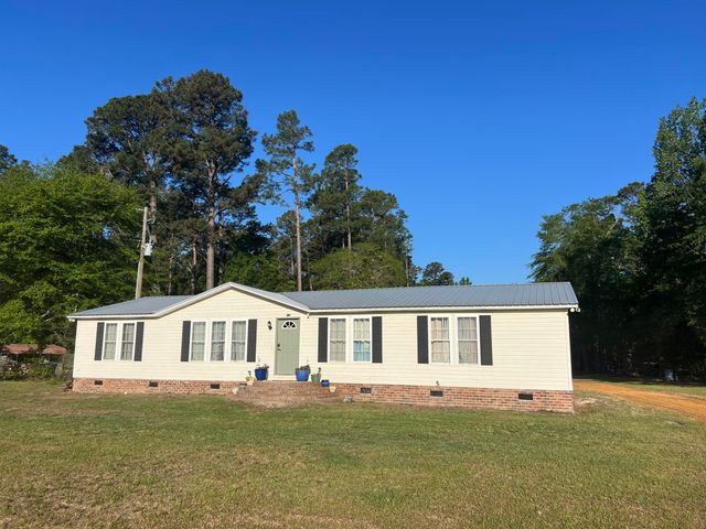 586 Scuffletown Road, Ruffin, SC 29475