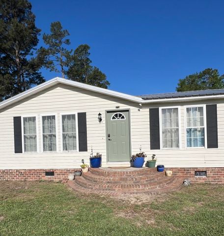 586 Scuffletown Road, Ruffin, SC 29475