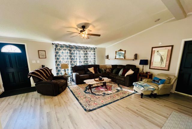 586 Scuffletown Road, Ruffin, SC 29475