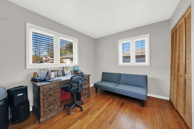 8912 Windsor Lane, Bridgeview, IL 60455