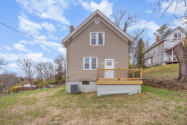 390 Dayton Pike, Dayton, KY 41074