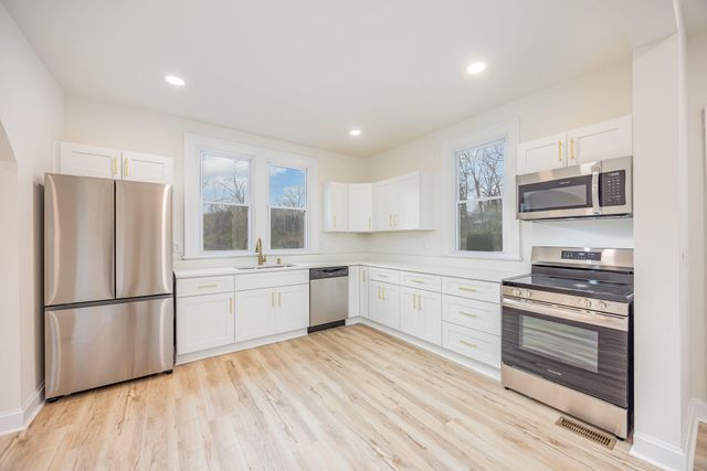 390 Dayton Pike, Dayton, KY 41074