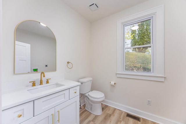 390 Dayton Pike, Dayton, KY 41074