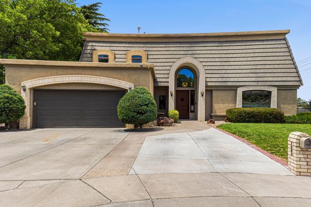 7009 Pala Mesa Court NE, Albuquerque, NM 87111