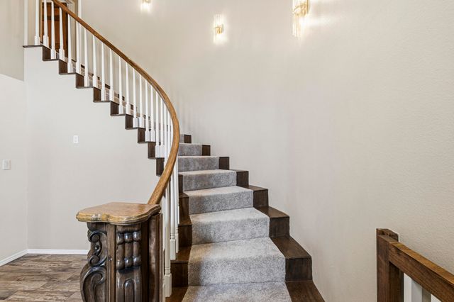 7009 Pala Mesa Court NE, Albuquerque, NM 87111