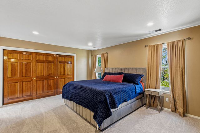 7009 Pala Mesa Court NE, Albuquerque, NM 87111