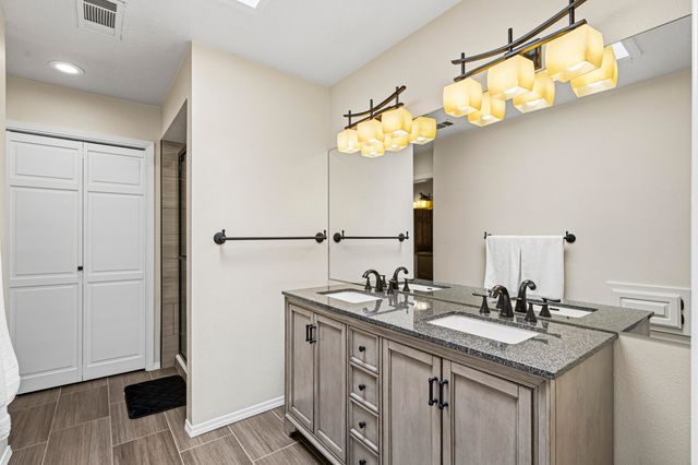 7009 Pala Mesa Court NE, Albuquerque, NM 87111