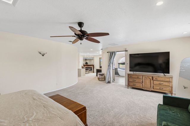 7009 Pala Mesa Court NE, Albuquerque, NM 87111
