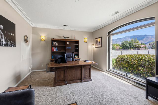 7009 Pala Mesa Court NE, Albuquerque, NM 87111