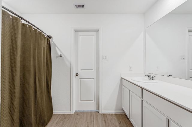 9803 Wembley Vista Court, Baytown, TX 77521