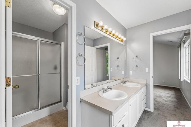 14460 Fowler Avenue, Omaha, NE 68116