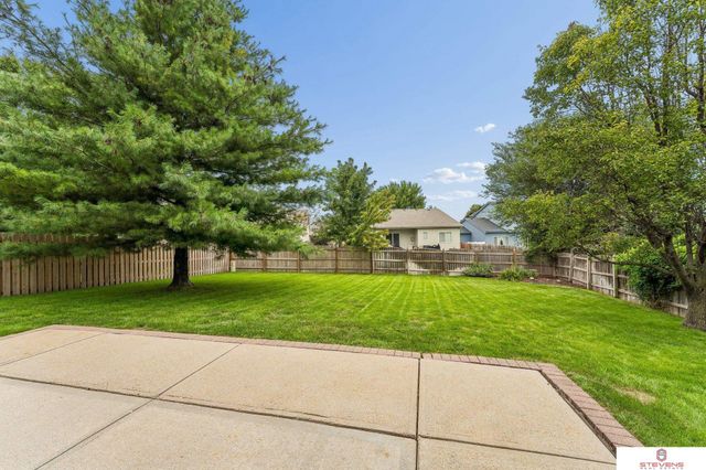 14460 Fowler Avenue, Omaha, NE 68116