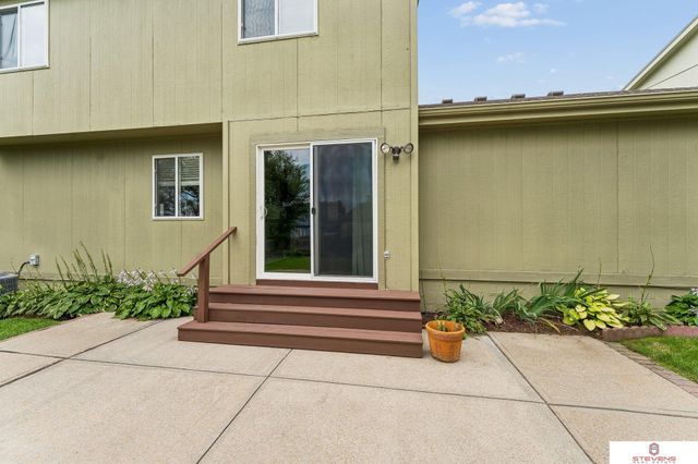 14460 Fowler Avenue, Omaha, NE 68116