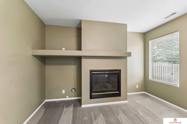 14460 Fowler Avenue, Omaha, NE 68116