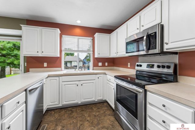 14460 Fowler Avenue, Omaha, NE 68116