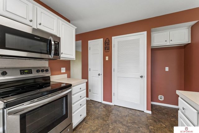14460 Fowler Avenue, Omaha, NE 68116