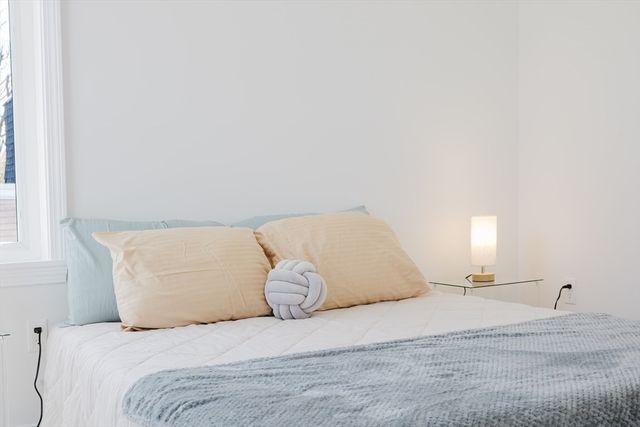 92-94 George St 203, Boston, MA 02119