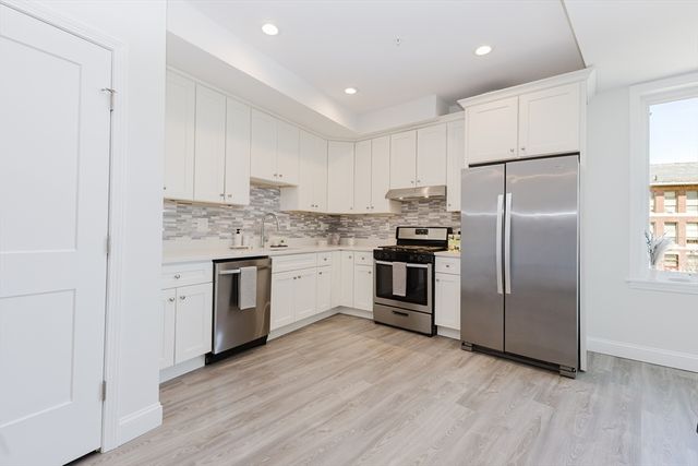 92-94 George St 203, Boston, MA 02119