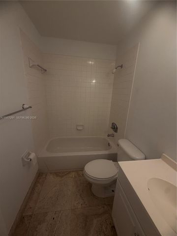 8811 SW 123rd Ct 203-1, Miami, FL 33186