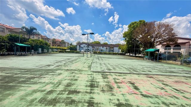 8811 SW 123rd Ct 203-1, Miami, FL 33186